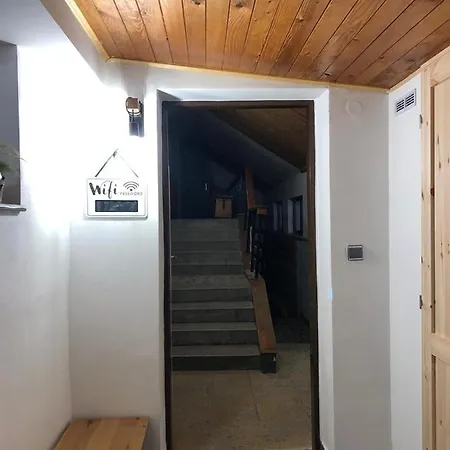 Apartmán S Výhledem Na Jezerní Stěnu