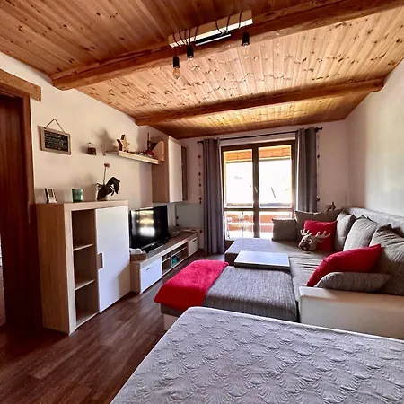 S Výhledem Na Jezerní Stěnu Apartmán