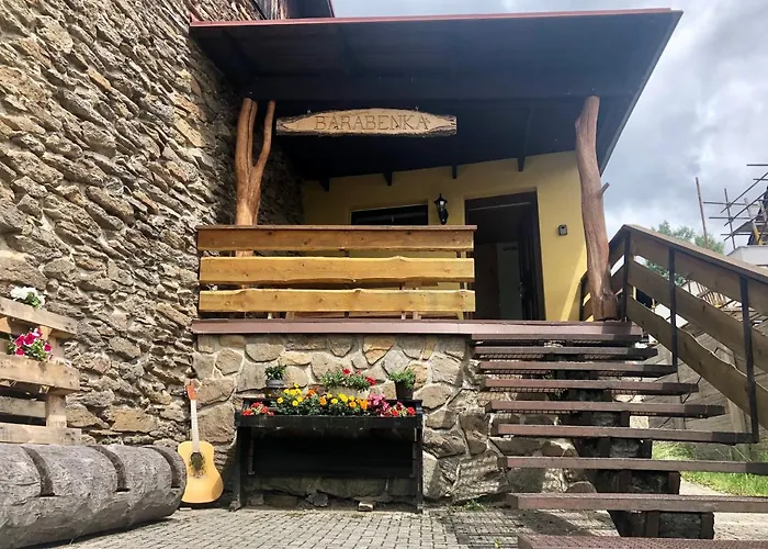 S Vyhledem Na Jezerni Stenu *